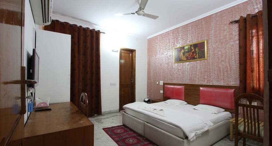 TG Stays Huda Metro, Gurgaon 5